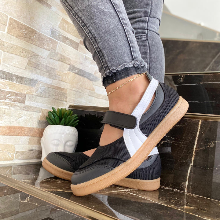 gid://shopify/MediaImage/24692264534110